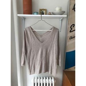 subtleluxury cashmere v-neck pullover